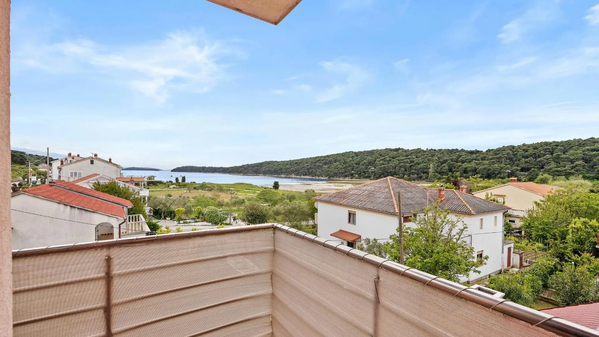 Apartments Neda With Sea View Kampor Croatia