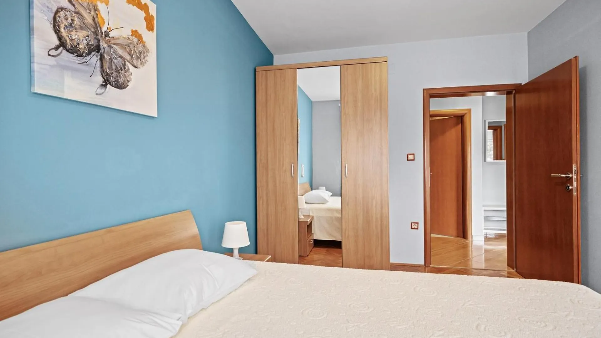 Apartments Neda With Sea View Kampor