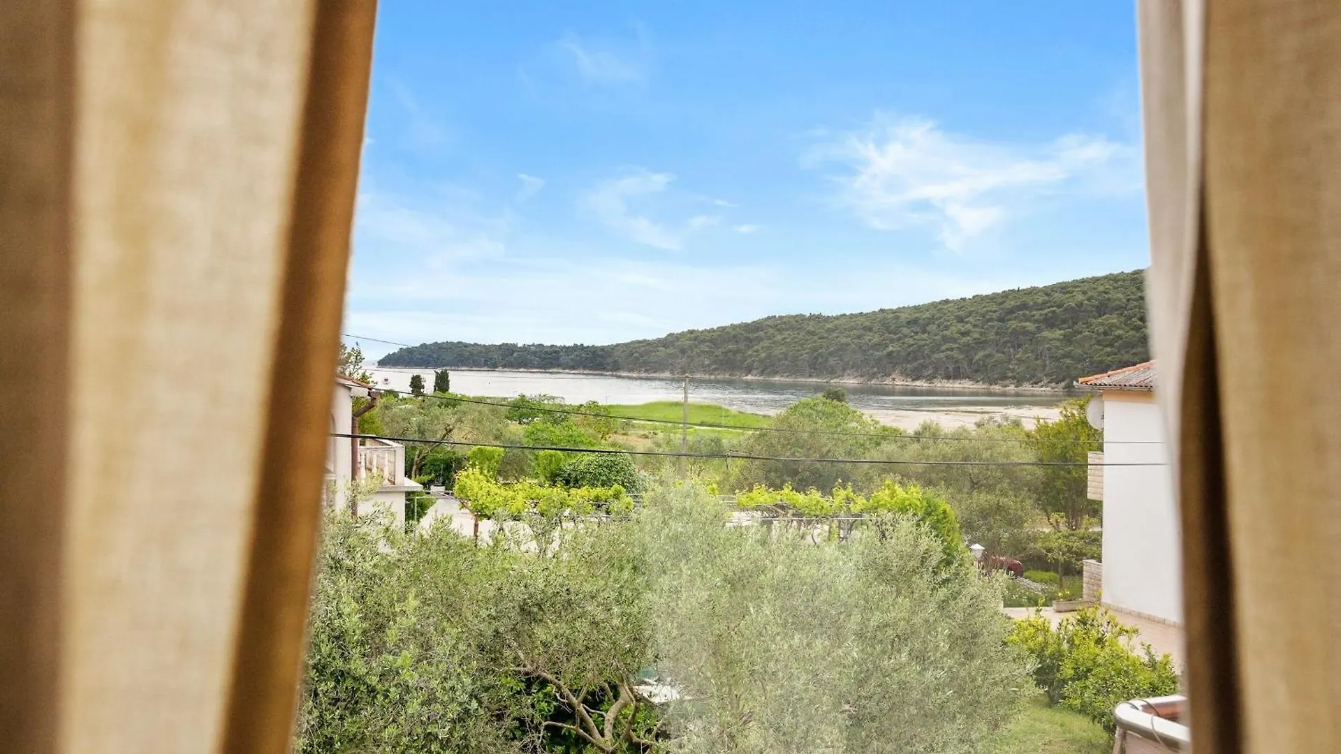 Apartments Neda With Sea View Kampor 0*,  Croatia