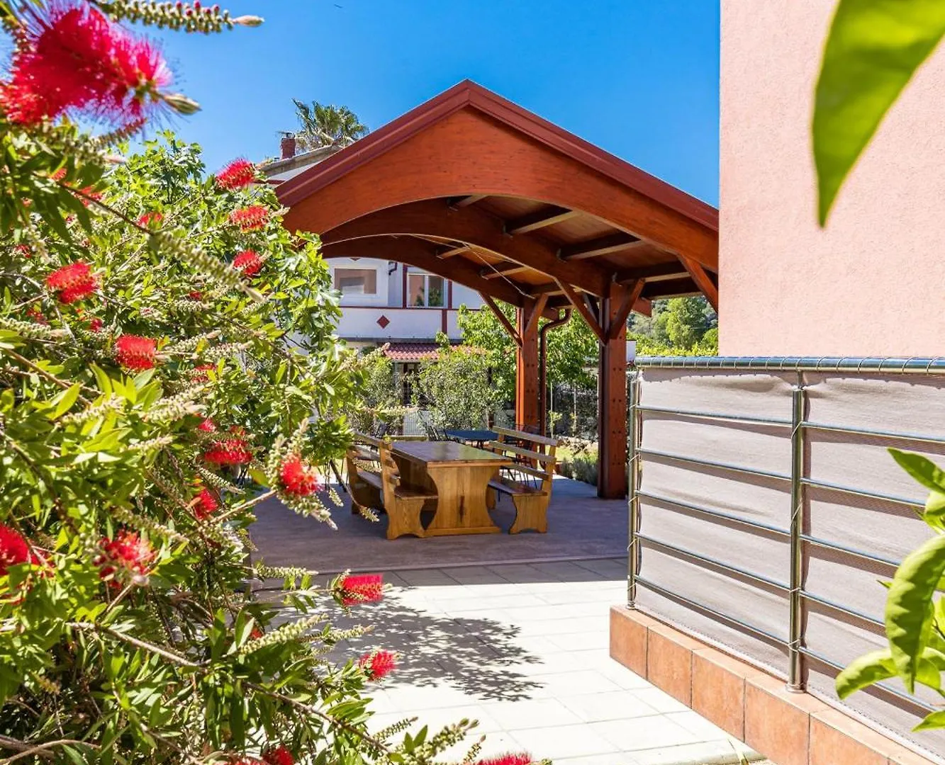Apartments Neda With Sea View Kampor Croatia